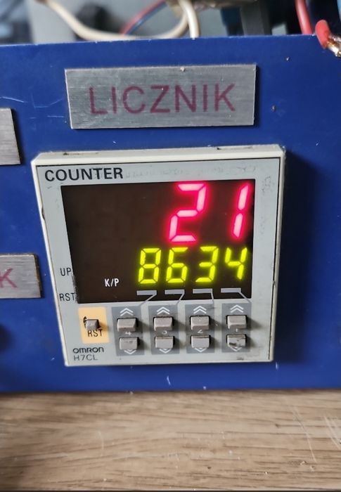 Licznik Omron h7cl, 2x LUMEL RE16, termostat apar, pixsys atr243 Wskaźniki automatyki