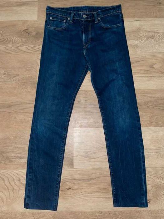 Spodnie Levi's granatowe  jeansy W29 34L
