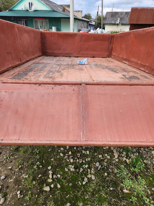 Продам причіп одноосний,не самосвал