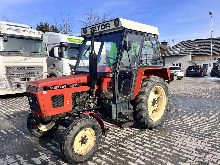 Ciągnik rolniczy Zetor 5211