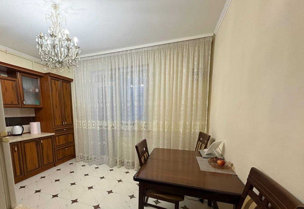 Продаж затишної 3к кв., готової до проживання, район Майзлі