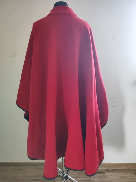 Ponczo peleryna 46 44 XXL pani mikolajowa świąteczny  czerwony płaszcz