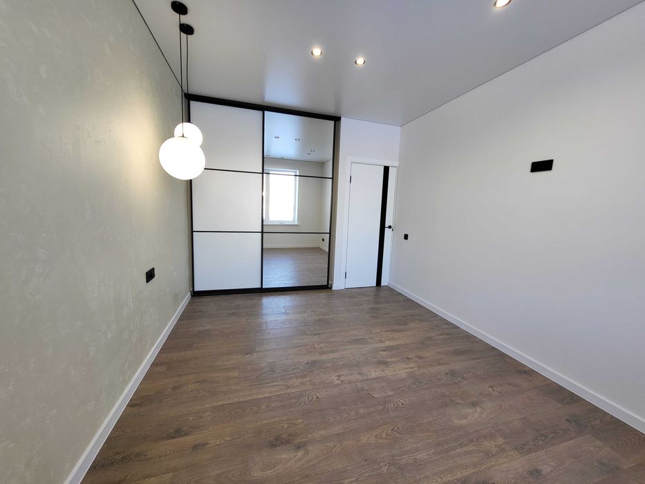 Однокімнатна квартира в новобудові з ремонтом