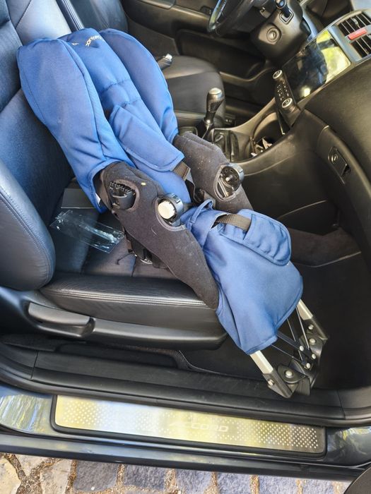 Selling baby stroller (egg and walk models)64752274924418122