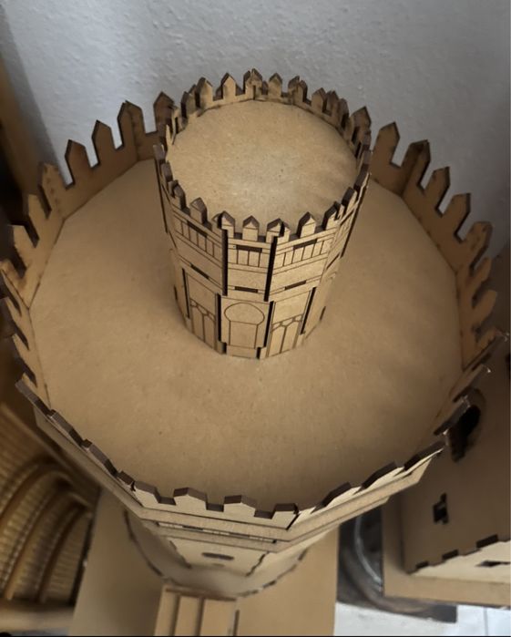 Torre do Ouro, Sevilha- em madeira-60cm de altura