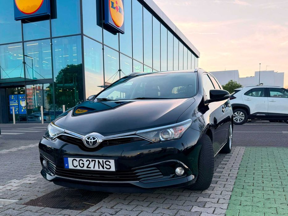 Toyota Auris Touring Sports 1.2 Turbo Design edition