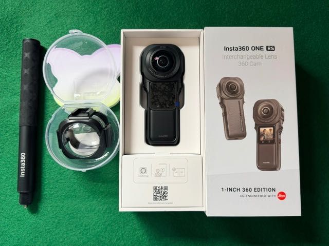 Sprzedam  kamerę INSTA 360 ONE RS 1 INCH 360 -zestaw