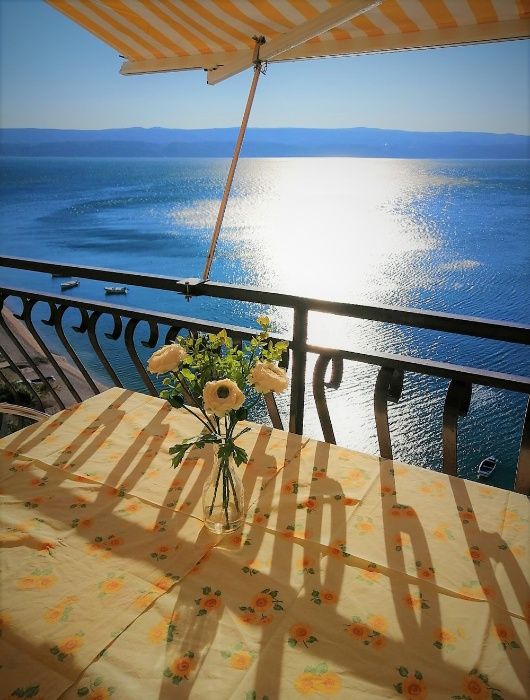 Chorwacja OMIŠ apartament z widokiem na morze blisko plaży