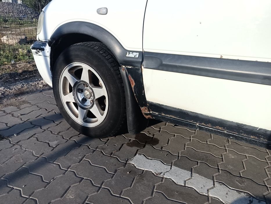 Автомобіль Опель зафіра А ZAFIRA A