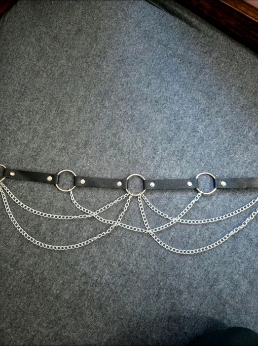 Czarny skórzany pas z łańcuchami gorset czarny pasek damski męski alte