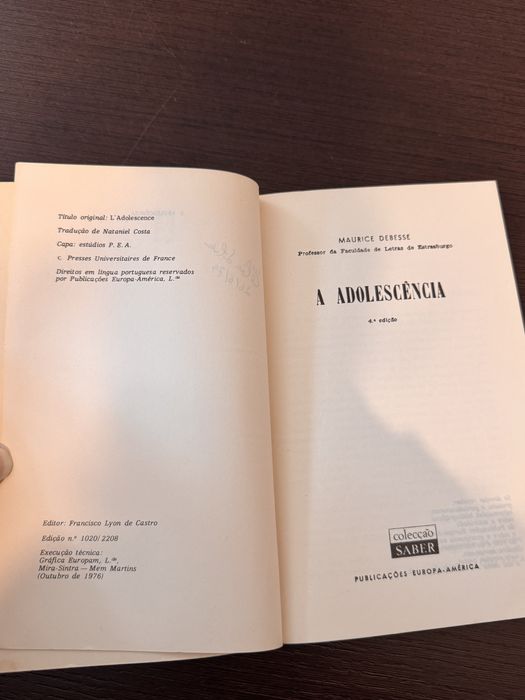 Livro A Adolescência de Maurice Debesse