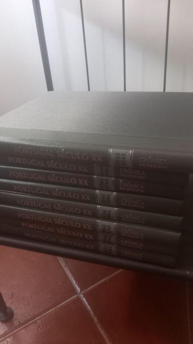 Portugal in the 20th Century – A Visual Chronicle by Joaquim Vieira, 8 Volumes