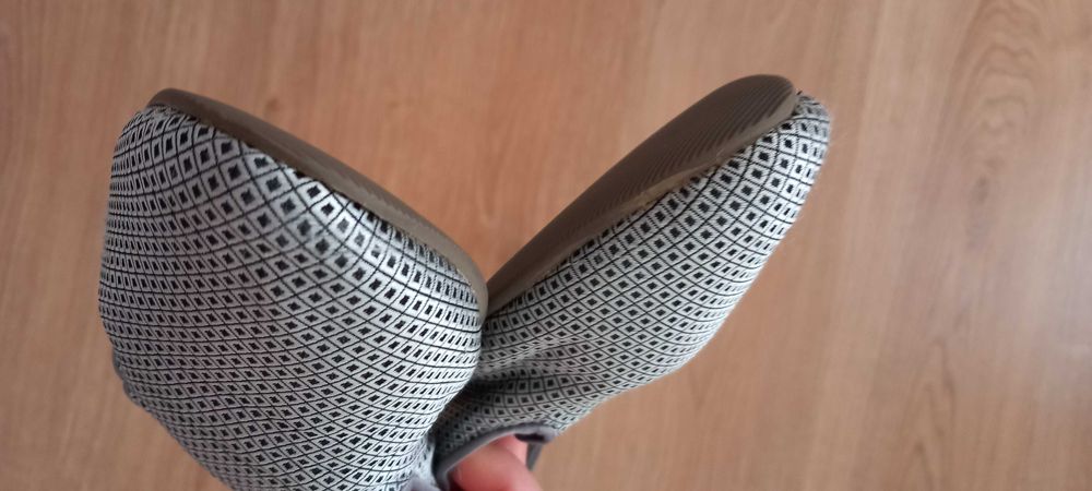 Sapatos de casa / loungewear confortáveis e elegantes Zara Home