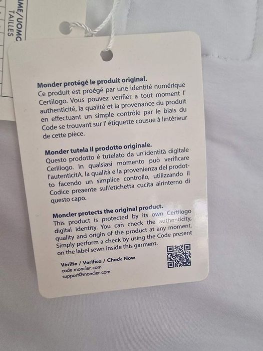 Fato t-shirt e calçao moncler branco