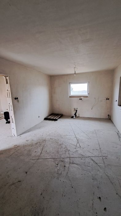 Dom w stanie surowym zamkniętym