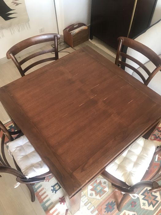 Mesa quadrada extensivel