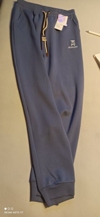 Spodnie dresowe niebieskie