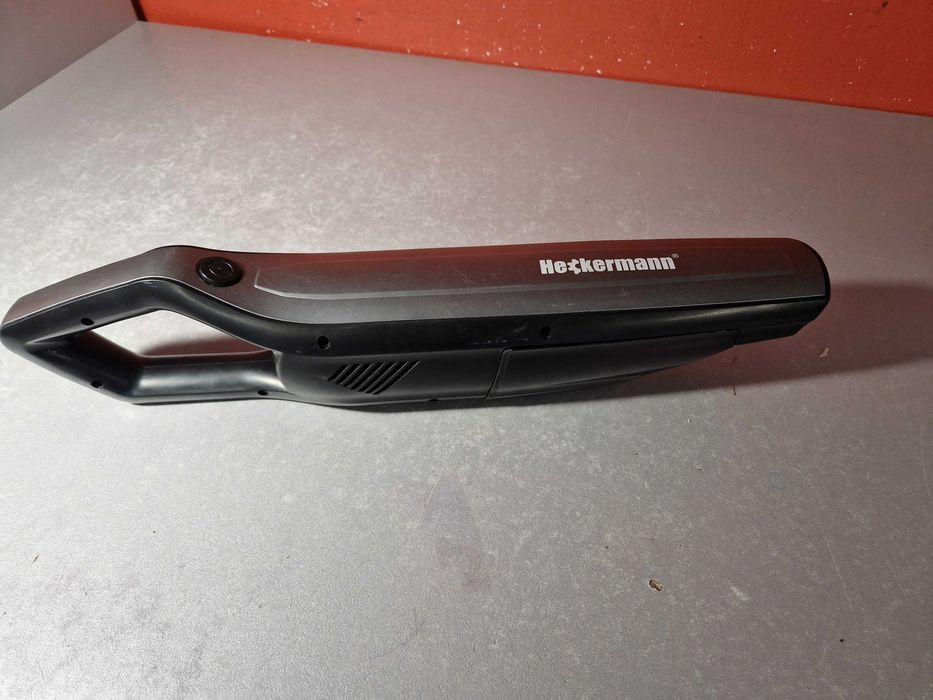 Odkurzacz samochodowy Hackermann 100W