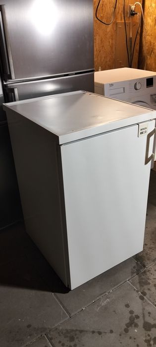 Sprzedam zamrażarkę Bosch