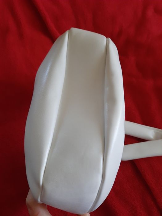 Жіноча, ніжна сумочка