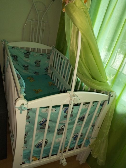 Ліжко з маятника дитяче