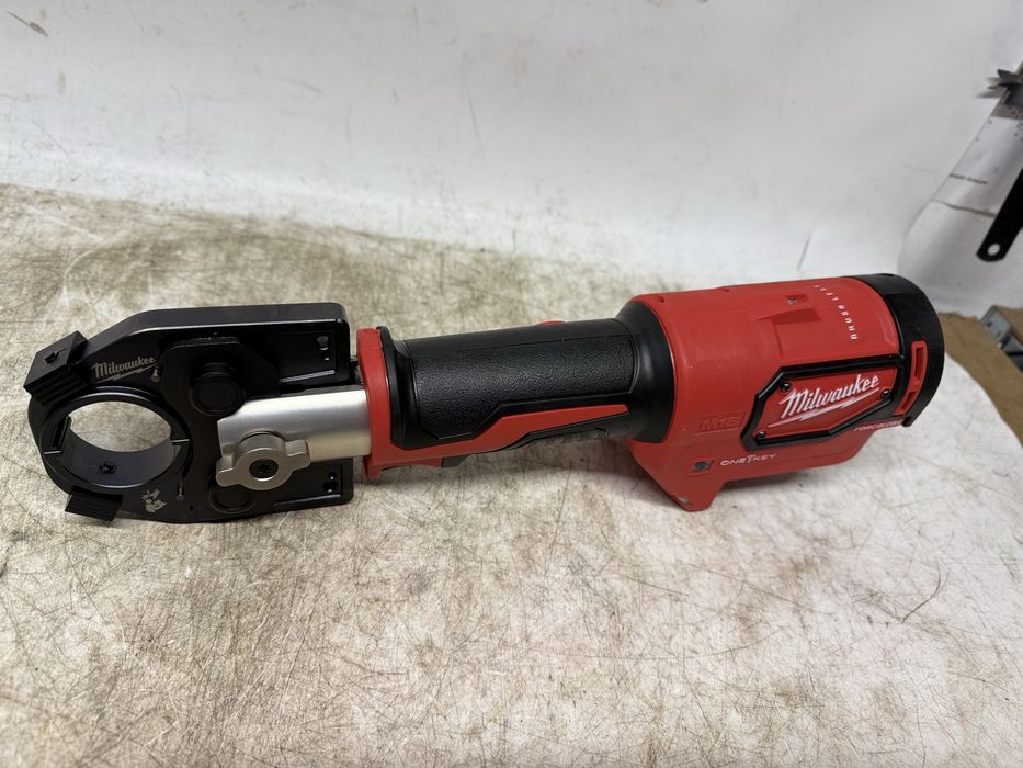 Zaciskarka M18 HCCT Milwaukee