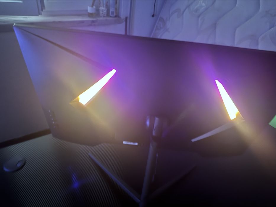 Secretária Gaming Napofix  - Monitor Krom Kertz RGB 23.8