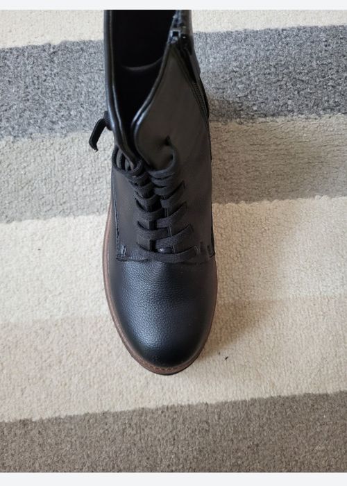 Bardzo lekkie, miękkie i wygodne botki