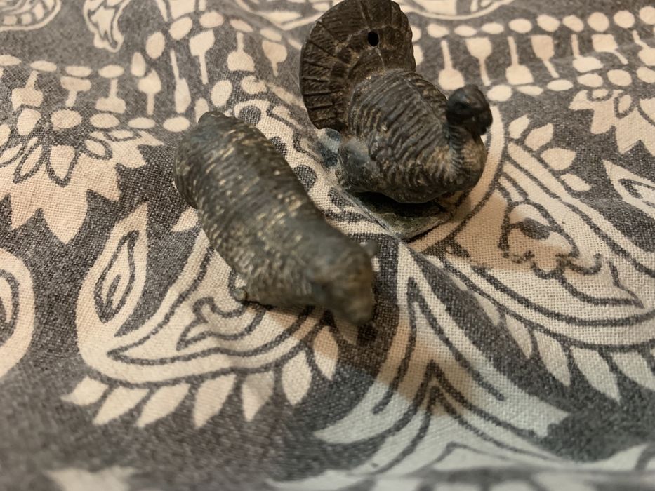 Figuras antigas de chumbo