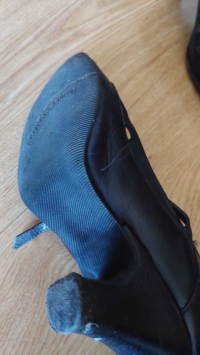 Vendo sapatos Hush Pupies novos