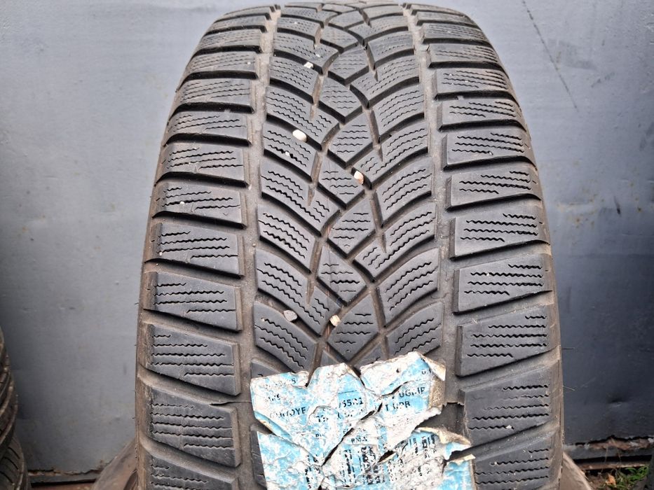 РАСПАРОВКА 225/55 R17 Goodyaer ultra grip gen 1 RSC 1шт