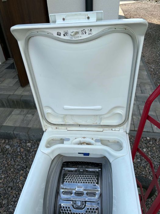 Pralka Electrolux ewt1066