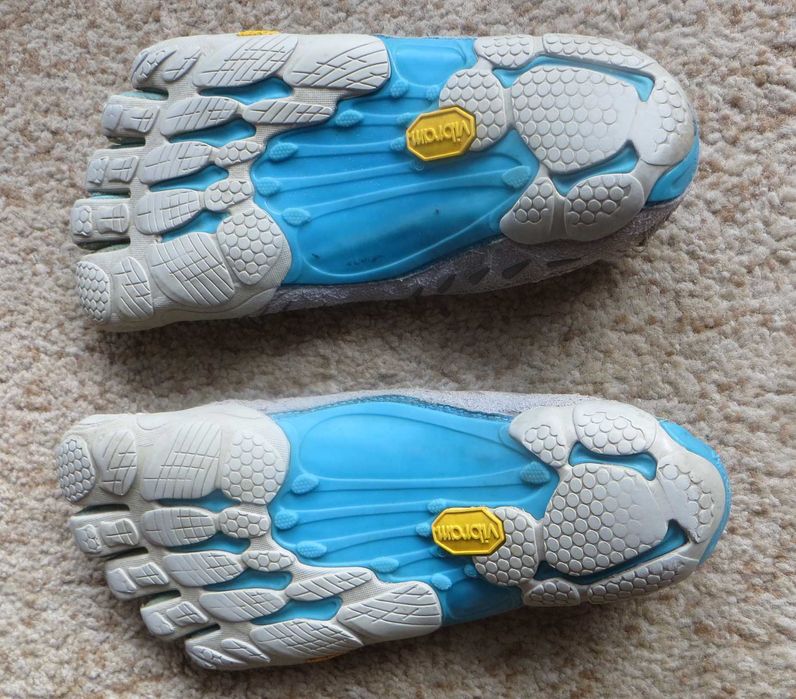 buty  vibram fivefingers  23,5  cm