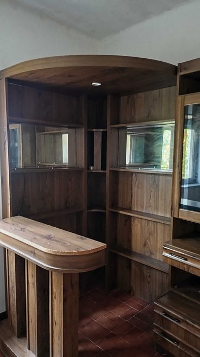 Móvel de TV, com bar.