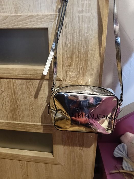 Piękna włoska torebka ck lustro srebrna j nowa