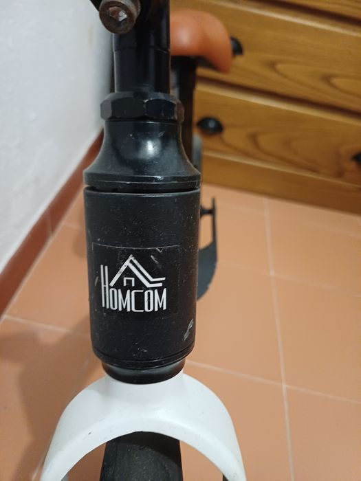 bicicleta sem pedais criança