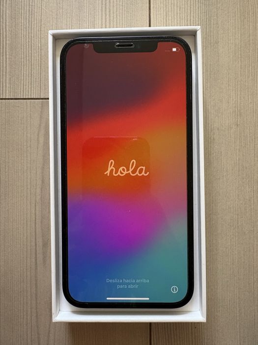 iPhone 12 + 5 capas