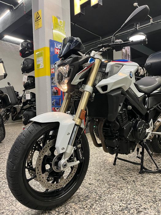 BMW F 800 R de 2017 Optimo estado Top Case BMW 18.750 Kms