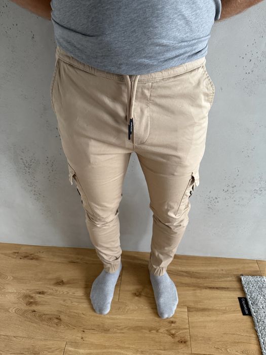 Spodnie beżowe Stone Island rozmiar L męskie