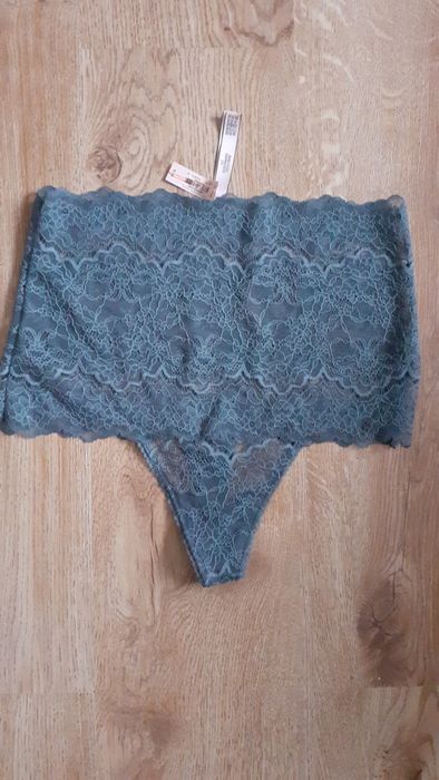 "Victoria's Secret", stringi damskie z USA, roz. M