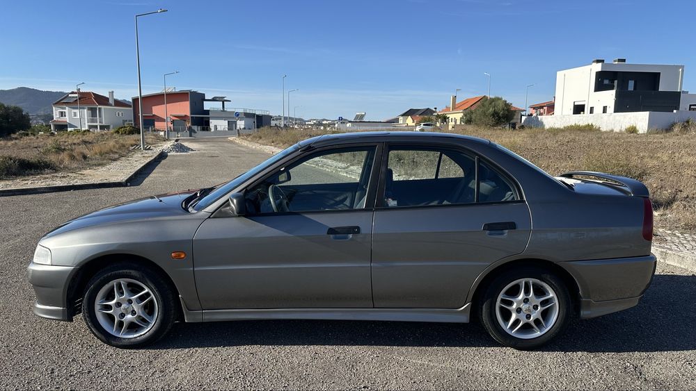 Mitsubishi lancer 1.3 glx foto 4