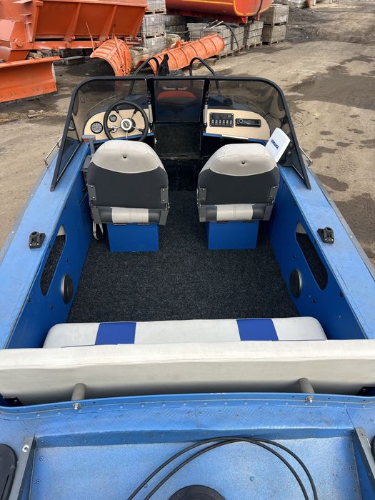 Катер Прогресс 2 мотор 40