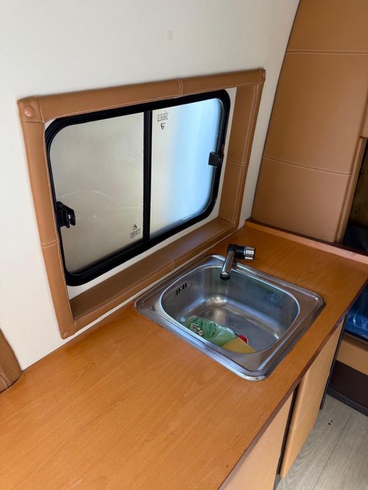 Autocaravana campervan (100% legalizada)