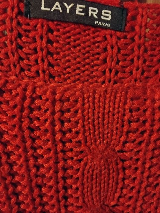 Sweterek gruby splot