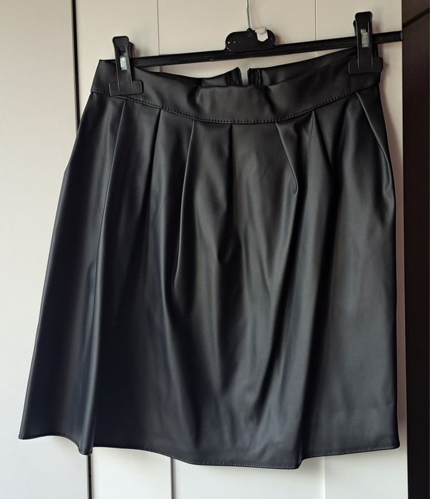 Spódniczka ala skórkowa