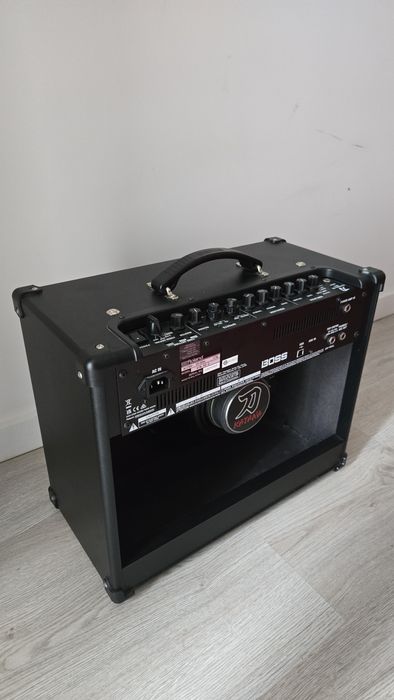 Amplificador de guitarra BOSS Katana 50 MK2