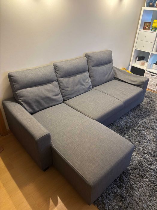Sofá de 3 Lugares com Chaise Longue IKEA (Modelo KNISLINGE) — Para Desimpedir