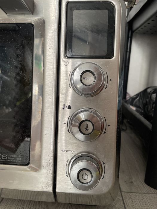 Електропіч Delonghi