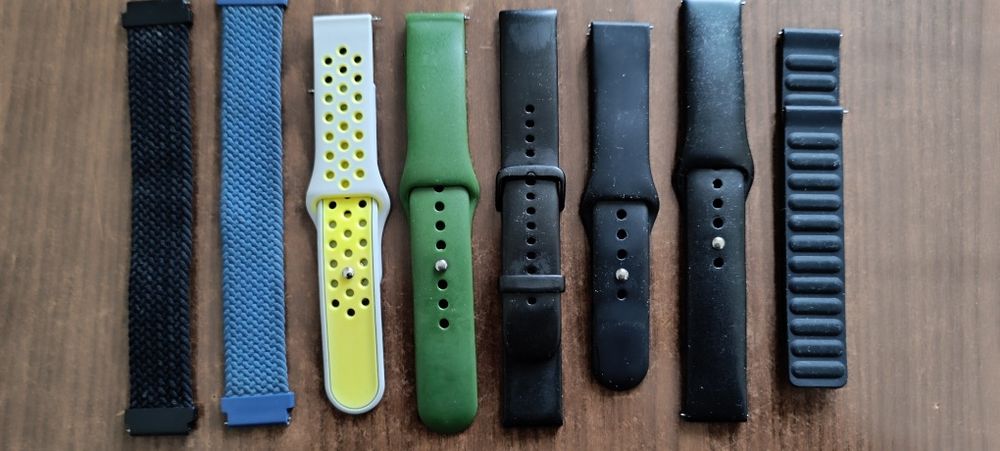 Ремінці 20 мм до смарт браслетів чи годинників+зарядне.