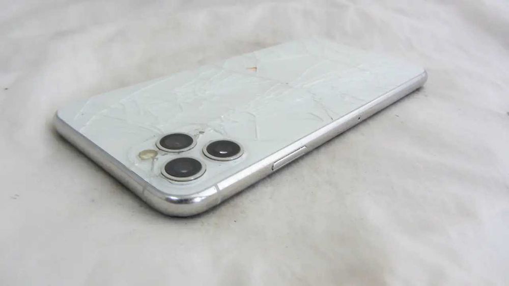Apple iPhone 11 Pro Max White